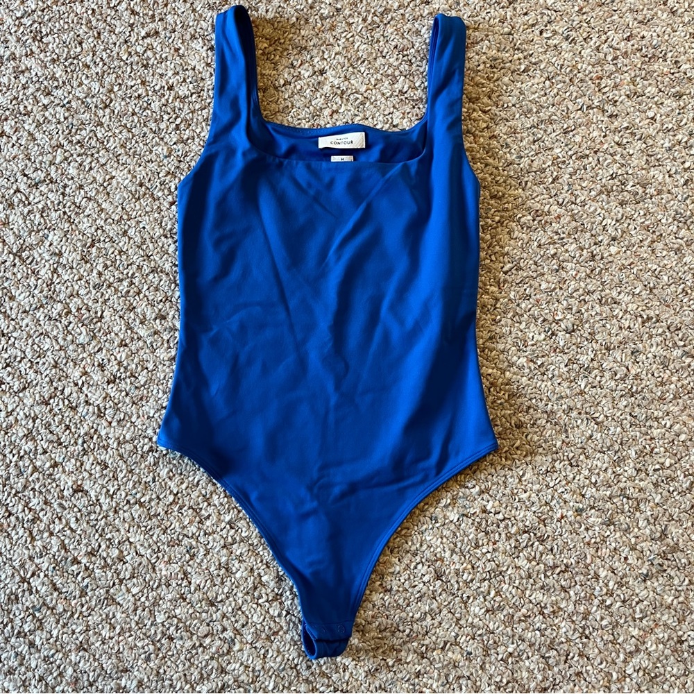 Aritzia Babaton Contour Pursue blue Bodysuit sleeveless squareneck women medium - Picture 2 of 4